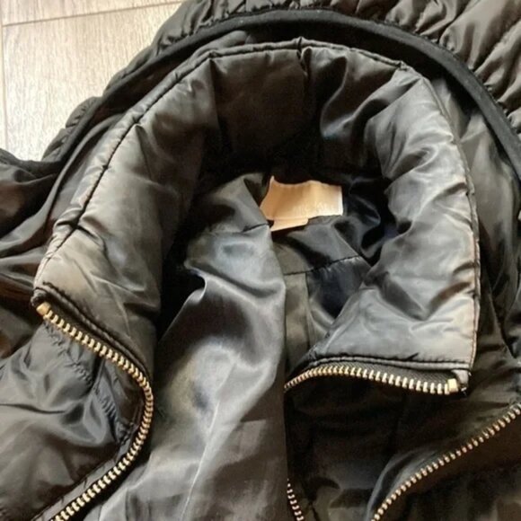 Michael Kors Black Quilted Down Puffer Coat Size M - Picture 12 of 12